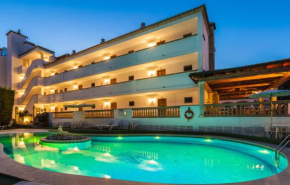  Apartamentos Sa Torre  Канямель